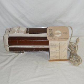 VINTAGE ELECTROLUX Model 1453 Canister Style VACUUM SWEEPER