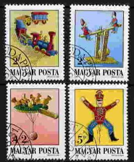 HUNGARY ANTIQUE TOYS   TRAIN STAMPS   COMPLETE SET OF 4