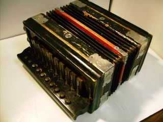 Marked Lyra Melodeon.Germa​ny. Accordion.In very good condition.