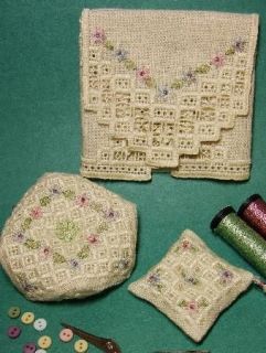 Blossoms and Lace Cross Stitch Stitching Accessories Pattern MUST C 