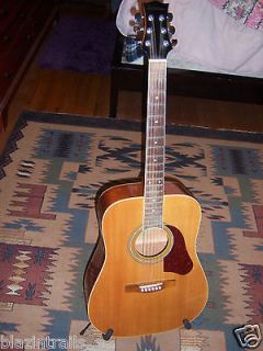 Silvertone Acoustic Guitar Nice This is a GREAT Guitar