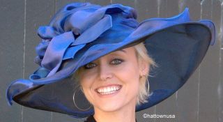 Womens Kentucky Derby Hat Giant Brim Ruffled Edge Run for the Roses 