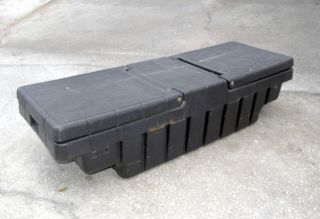   usable condition fiberglass or heavy plastic truck bed tool box No key