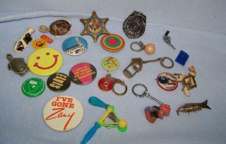 1960s vending machine toys, key chains, pinbacks + junk drawer fun 