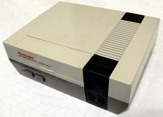Nintendo Entertainment System NES 001 Video Game Console System (NTSC)