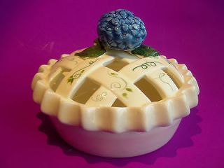 Lovely Decorative HYDRANGEA Ceramic Lattice Top Potpourri Holder 