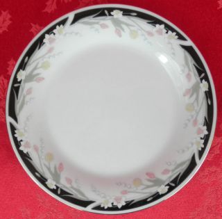 Michelle Crown Ming China 1328 Salad Plate Floral Black