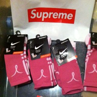 Nike Elite Breast Cancer Sock Size 8 12 Basketball Tube Long Socks 