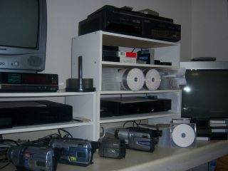   VHS VHS C Hi8 Hi 8 8mm Hi8mm Digital 8mm Video Tape to DVD fast