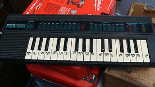 Yamaha PortaSound PSS 130 Electronic Keyboard 19 1/2 Wide