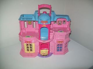 Fisher Price Hotel W/ Elevator Sweet Streets Portable Doll House 