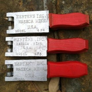 Lot 4 Vintage Herters Nice Fishing Sinker Weight Molds 4f2 4f3 And 4f4 