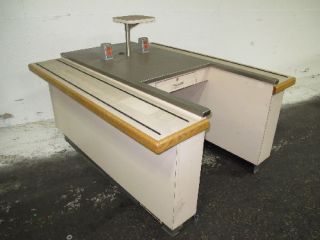 FOOD SERVICE CHECKOUT COUNTER 72 X 60 X 34