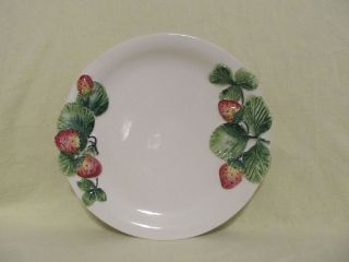Strawberry Leaf Fruit Majolica Plate Italy Raised Design