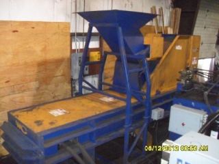 WENDT TWB 8 TIRE WIRE BALER PRODUCES A 8 X 8 BALE