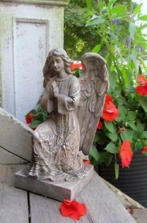   KNEELING ANGEL MEMORIAL Outdoor Garden Statue STUNNING ROSE DESIGN