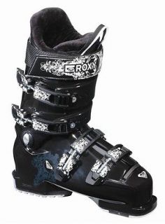 roxy ski boots in Boots