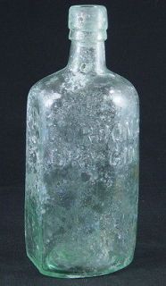 Vintage Dug London England Gordons Dry Gin Bottle Wood Mold Blown