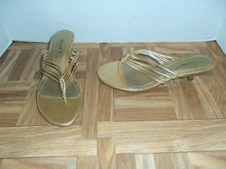 New FABULAIRE Gold Flip Flops/Slides Sandals Womens Shoes 8.5M