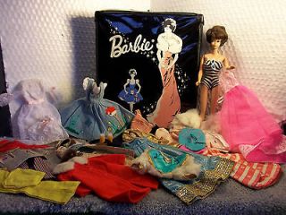 Vintage Barbie Brunette Side Part Bubble Cut , Case, Clothes ca 1962