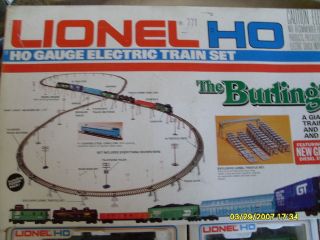   LIONEL HO SCALE READY TO RUN ELECTRIC TRAIN SET BURLINGTON181