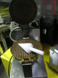 waffle maker in Restaurant & Catering