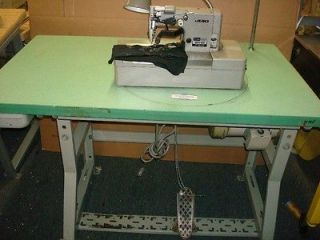 Juki MBH 180 Industrial Button Hole Sewing Machine Made in Japan 3525