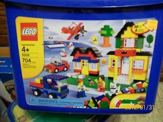   Building Toy With Storage Bucket 704 Pcs. 4+ ages 50 Designs 9 Inst