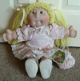 NWT VINTAGE 1985 CABBAGE PATCH KIDS PORCELAIN GIRL DOLL GREEN EYES 