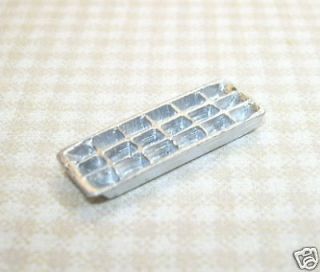 miniature ice cubes in Dollhouse Miniatures