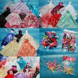 W1506＾△＾ new 15 Items  Barbie Dress / Clohtes & Shoes & hanger