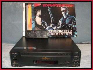 Sony MDP 600 Laserdisc Laser Disc Player w/ Remote Control 7 Movies 