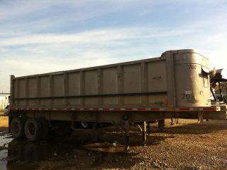 1978 RAVENS 30FT DUMP TRAILER IN GREAT WORKING CONDITION