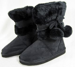 New Lucky Top Brand Girls Black Eskimo Style Boots with Pom Pom