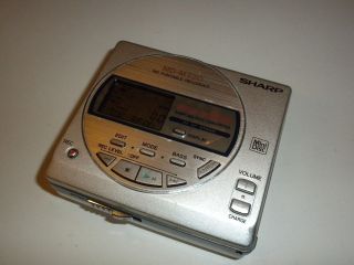 Sharp MD MT20 Personal MiniDisc Player   FOR REPAIR