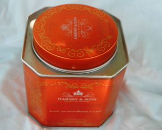 Harney & Sons Master Tea Blenders Tin. Hot Cinnamon Spice. Empty. 4 1 