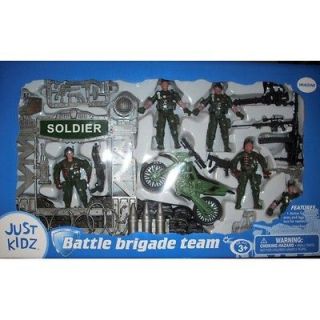 Chap Mei Soldier Playset 5 Figures Motorcycle Accessories NEW