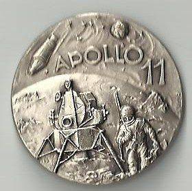 Apollo XI First Lunar Landing AFFER Medal / 11