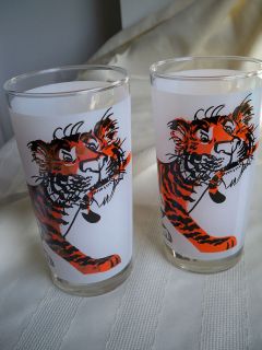 Vintage Libby Esso Exxon Tiger in Your Tank Advertising Glasses