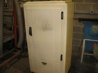 antique frigidaire fridge great condition