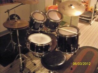 piece Pearl Masters drum kit w/cymbals and all hardware