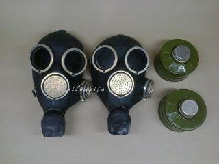 black rubber gas mask GP 7 LARGE with 40mm filters
