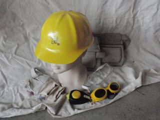 Halloween Pretend Dress Up Construction Worker Hard Hat Gloves Goggles 