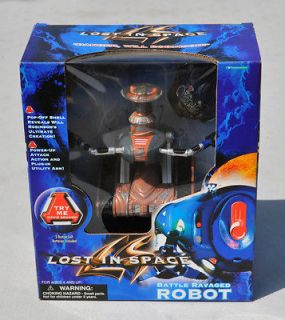 1997 Trendmasters LOST IN SPACE BATTLE RAVAGED ROBOT NEW in Box