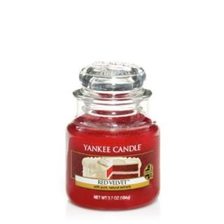 red velvet yankee candle in Candles