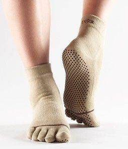 pilates socks in Clothing, 