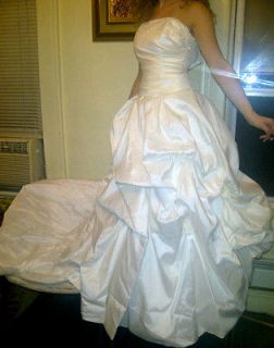   Bridal wedding gown/sweet 16/prom quinceanera sweet 15 W train size 2