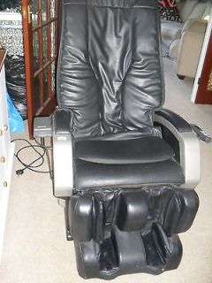 Sanyo Massager Chair   DR 3000 (K) Previous Owner ALEXANDER MCQUEEN