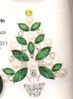 Avon 2011 Elegant Discotinued Collectable Christmas Tree Pin New Boxed 