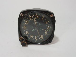 Vintage WWII US NAVY Waltham Watch Co. CDI 8 Day Clock
